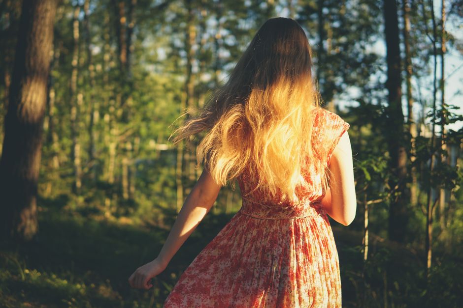 Balayage blond pe păr lung